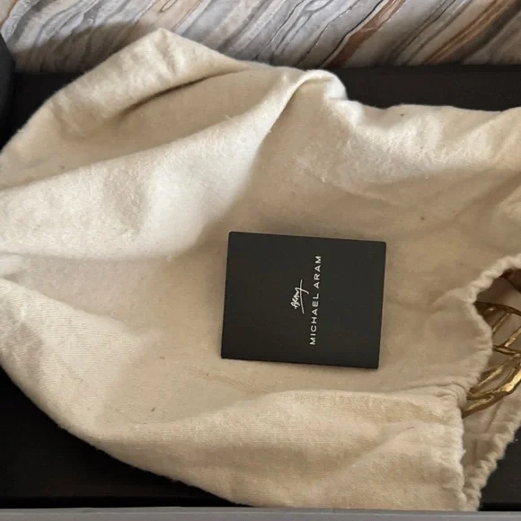 Michael Aram Autumn Leaf Design Vase - Picture 8 of 10